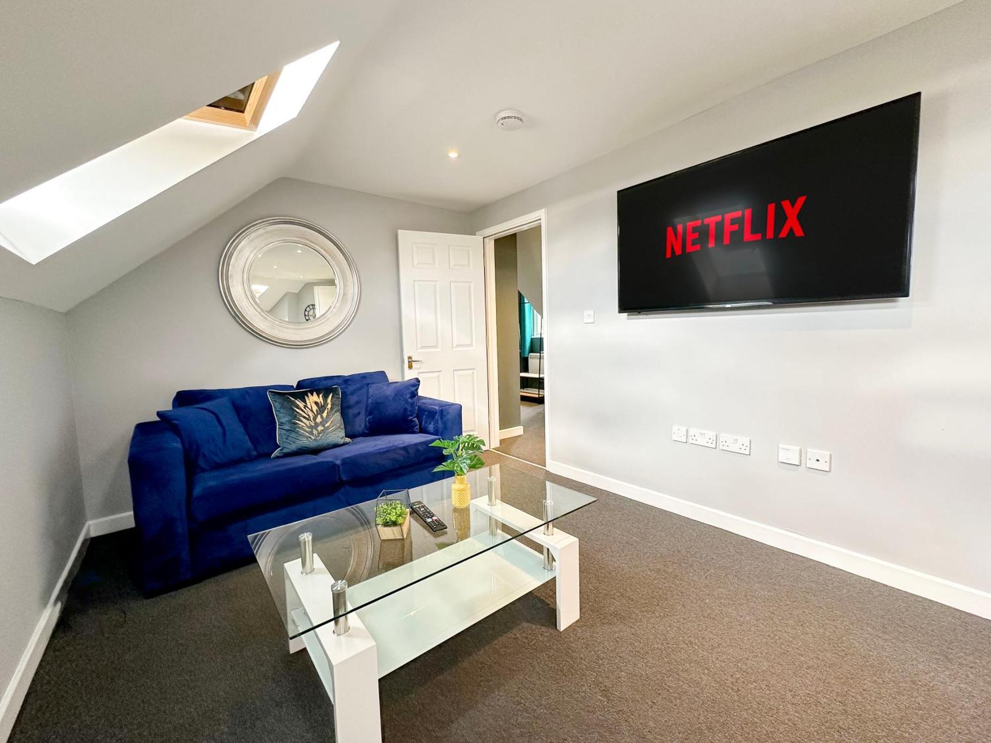 Luxury Boutique Apartments Block Free Street Parking Hounslow Exterior photo